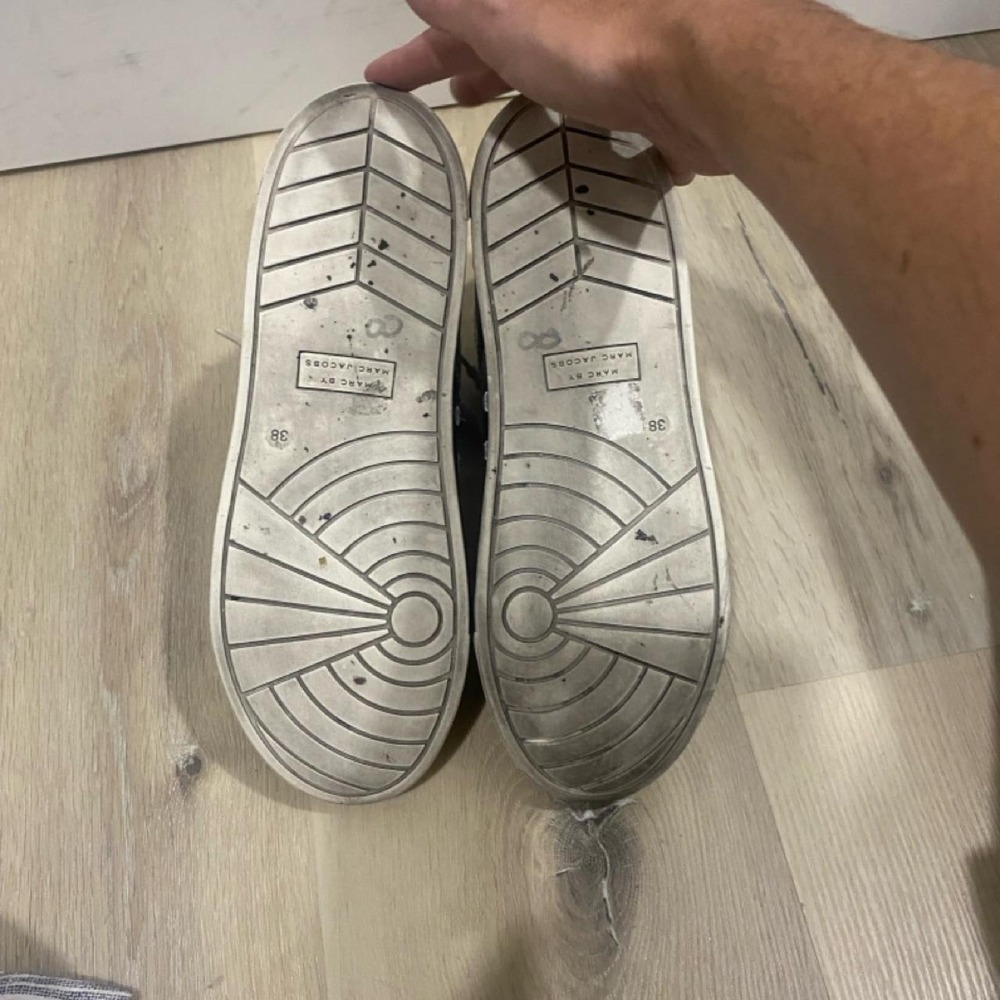 Marc by Marc Jacobs silver metallic high top sneakers 7.5 - Picture 5 of 5